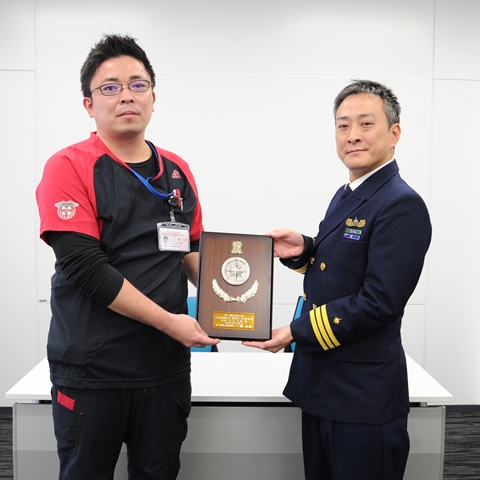 第十管区海上保安本部様から感謝状をいただきました。